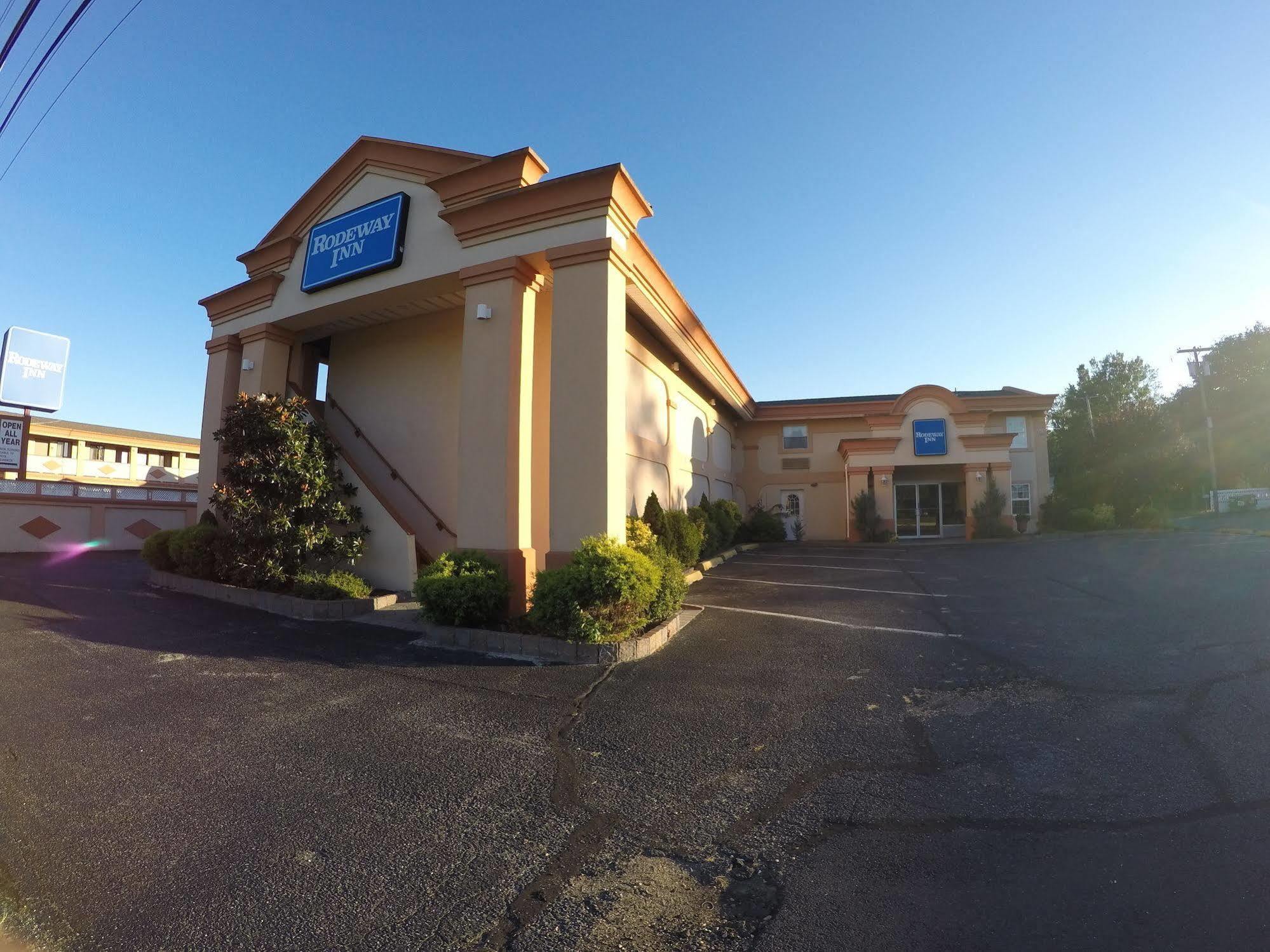 Rodeway Inn Point Pleasant Beach Exterior photo